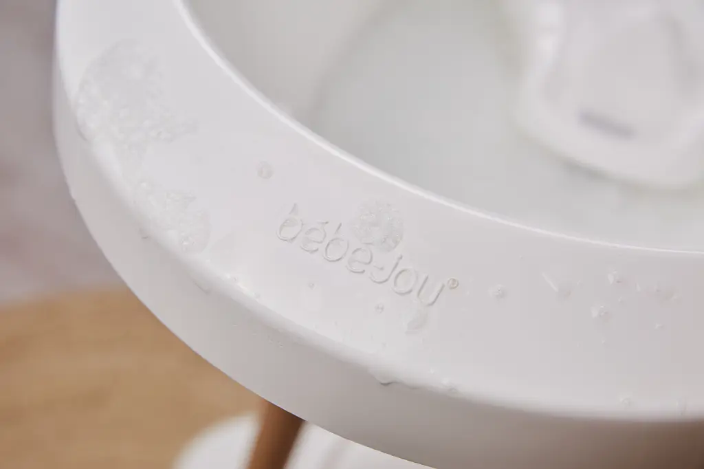 SENSE_WHITE_05.webp