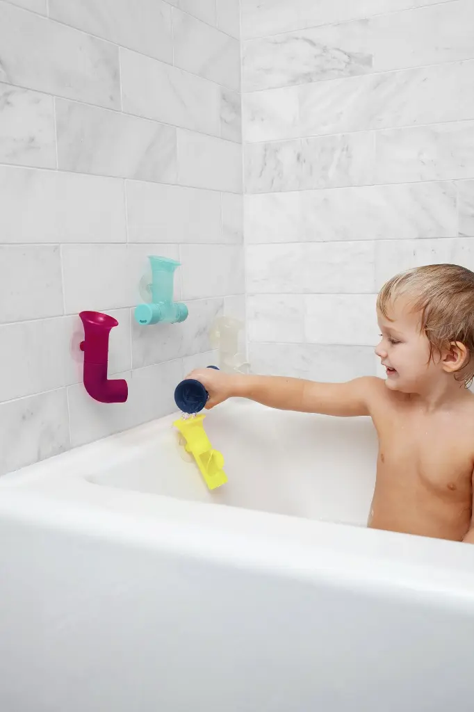 RS23606_B11379_Pipes_Lifestyle04-lpr.webp