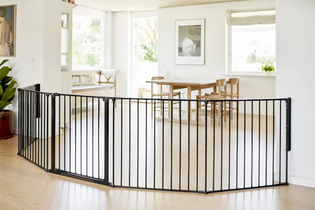 76826 BabyDan Olaf XXX Wide Black as Room Divider S.webp