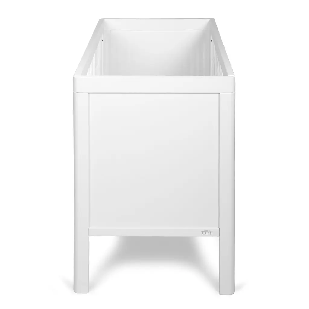 Lukas bed white 210.83-4.webp